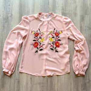 Express Pink Crochet Flower Long Sleeve Shirt XS